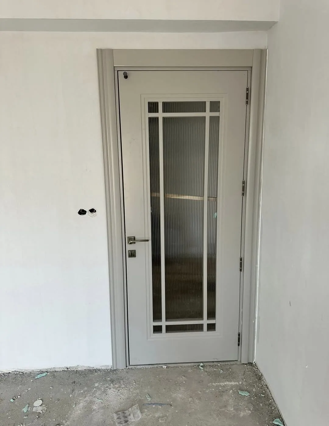 Lake camlı beyaz renkli iç oda kapısı