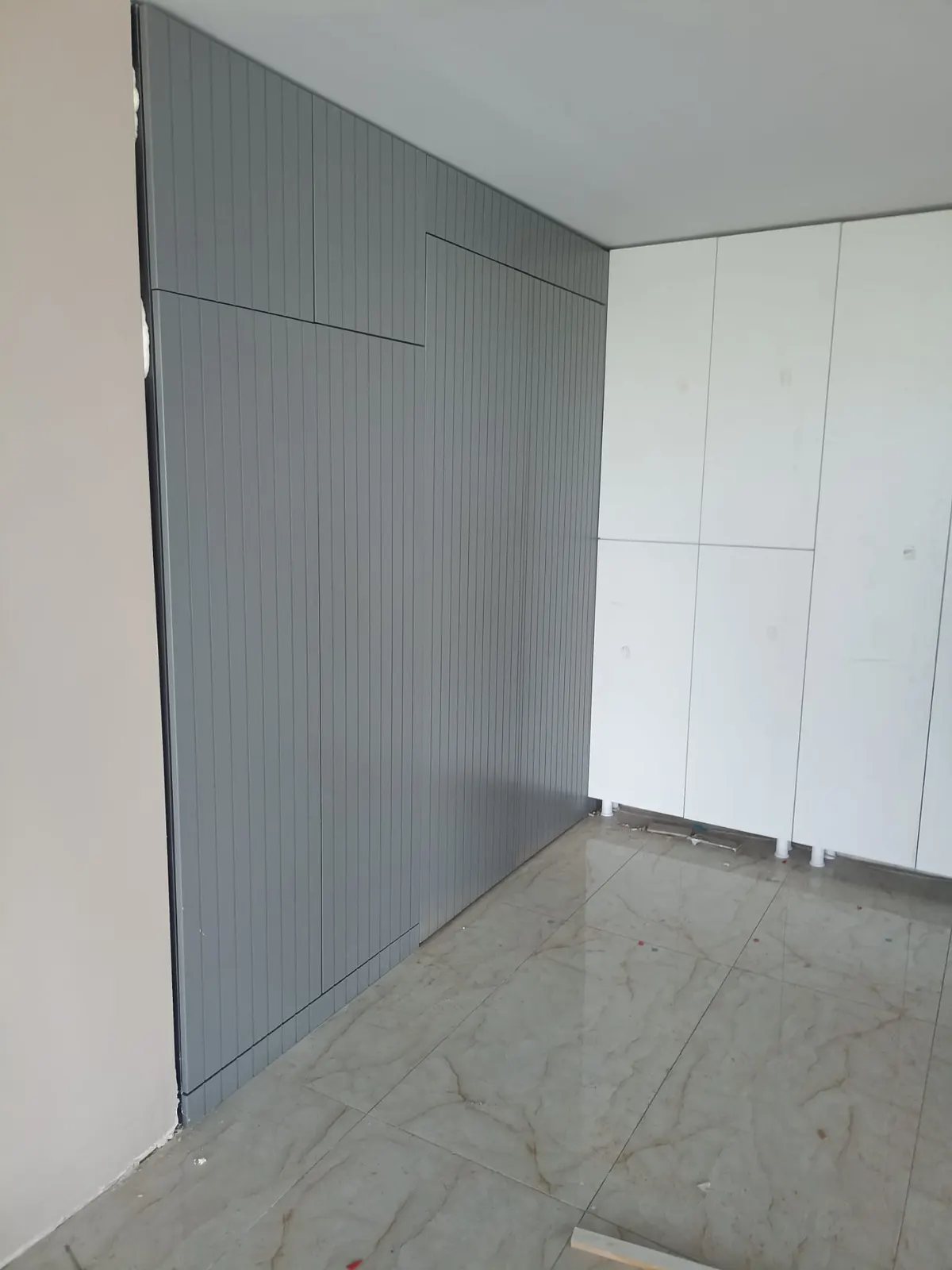 Aynasız lüks elbise dolabı gardırop — Emin Kapı Osmaniye