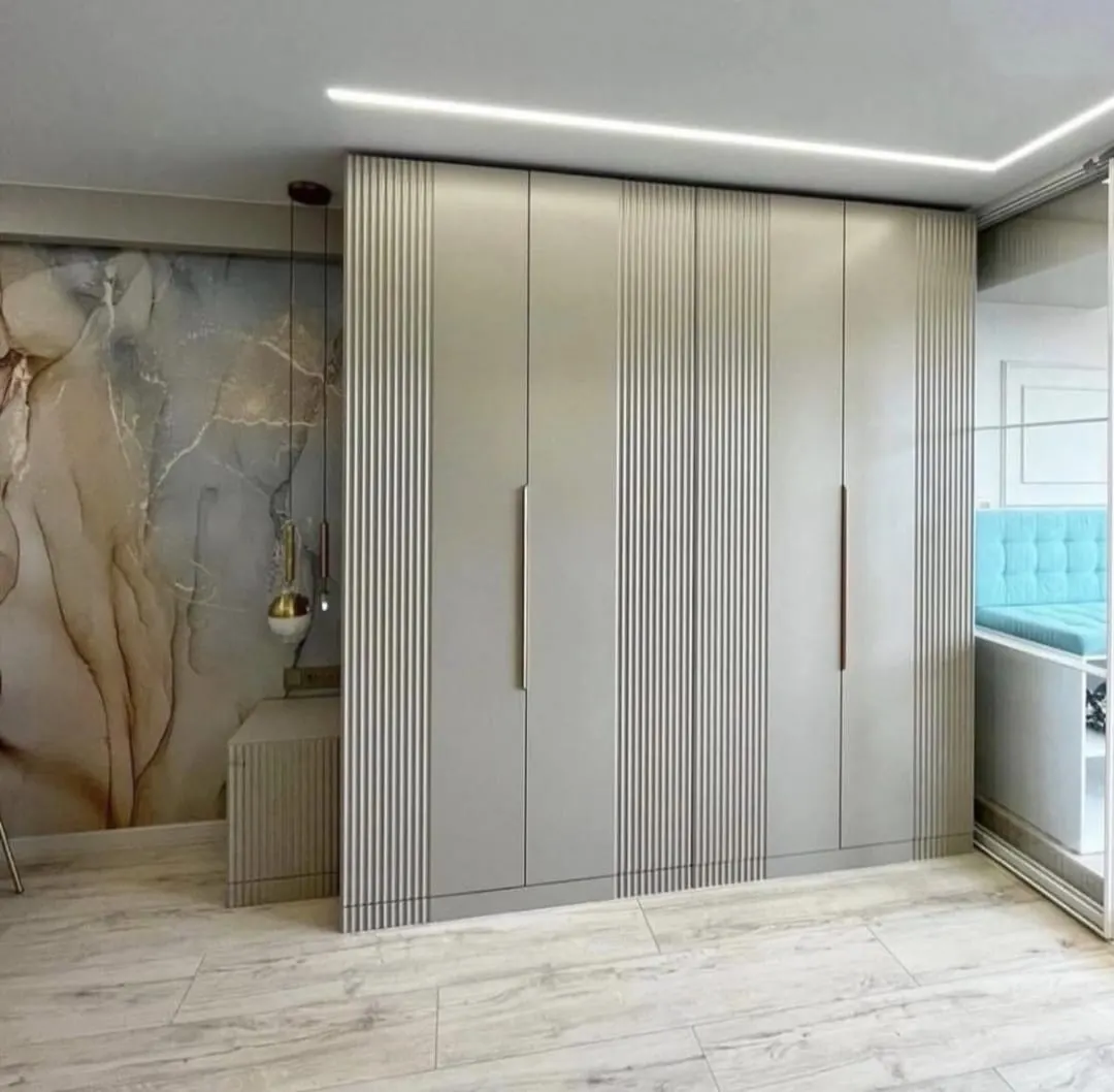 Gardırop villa mobilyası — Emin Kapı Osmaniye
