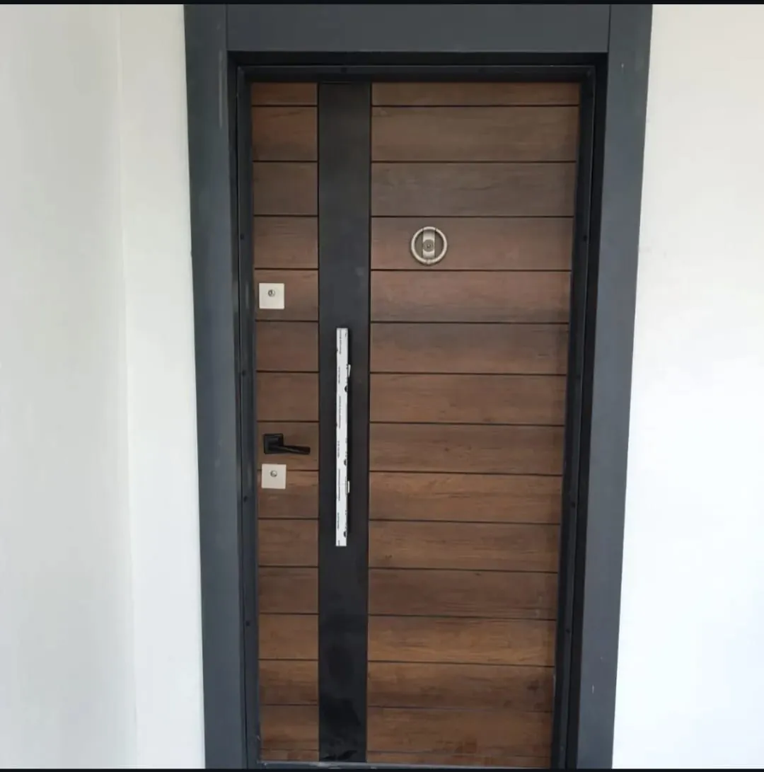Lüks laminoks kapı modeli 37 — Çelik kapı