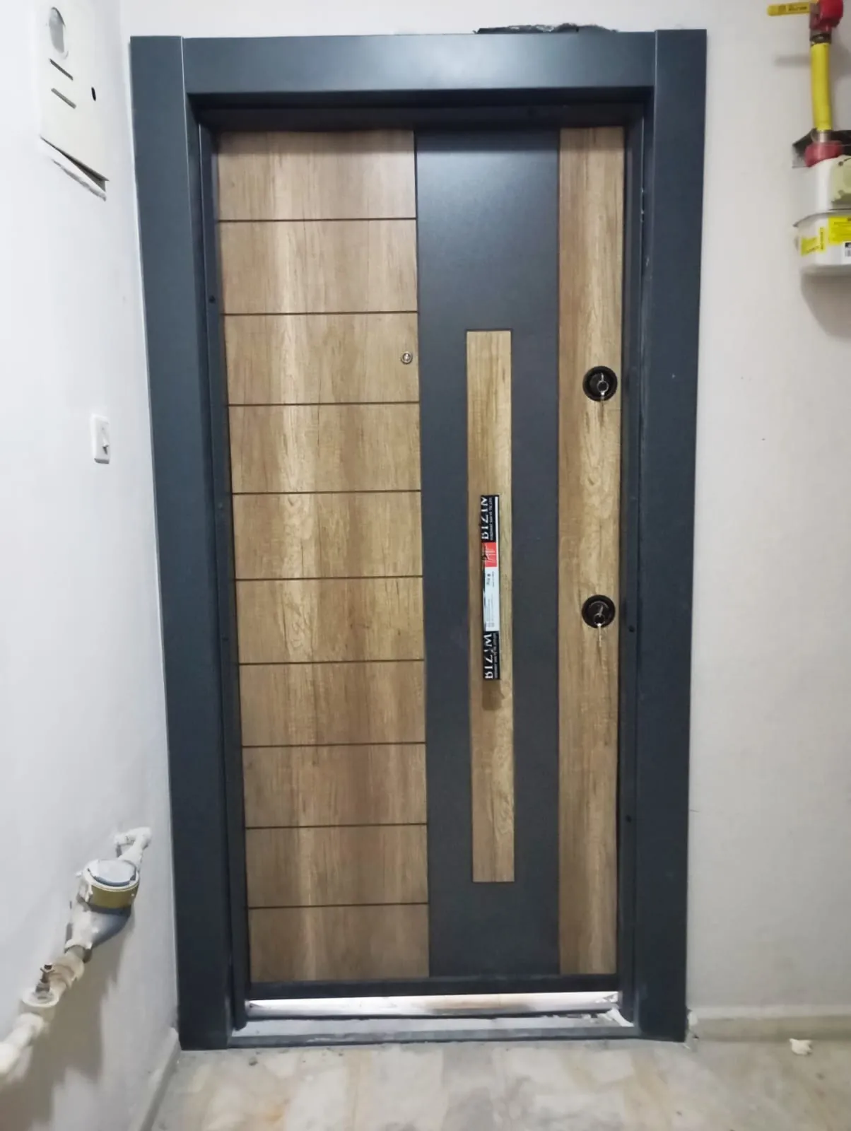 Lüks laminoks kapı modeli 48 — Çelik kapı
