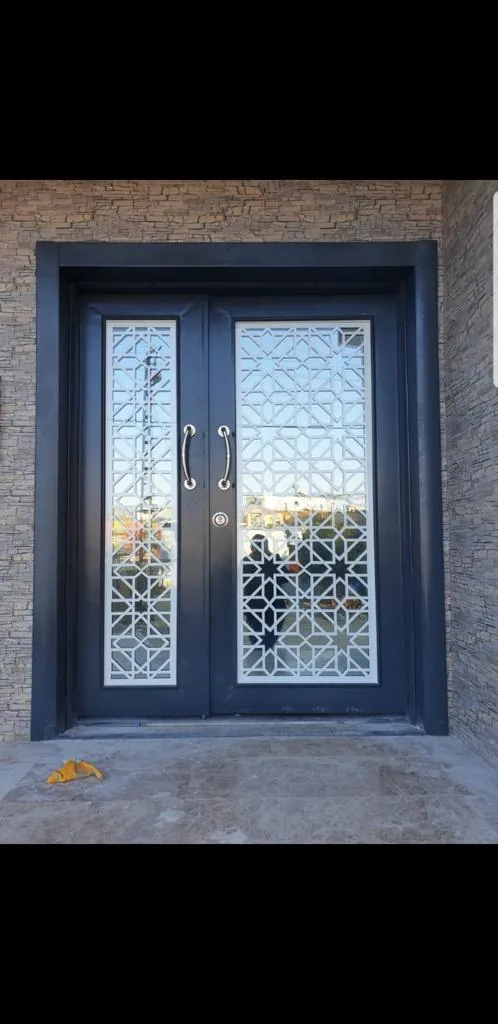 Selçuklu motifli antrasit apartman kapısı — Apartman Kapısı