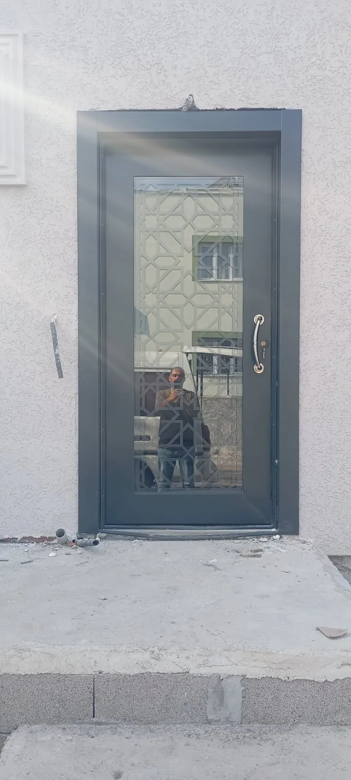 Tek açılır lazerli aynalı kapı 2 — Camlı Bina Kapısı